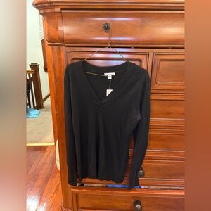 New York & Company Black V-Neck Sweater NWT Size Small